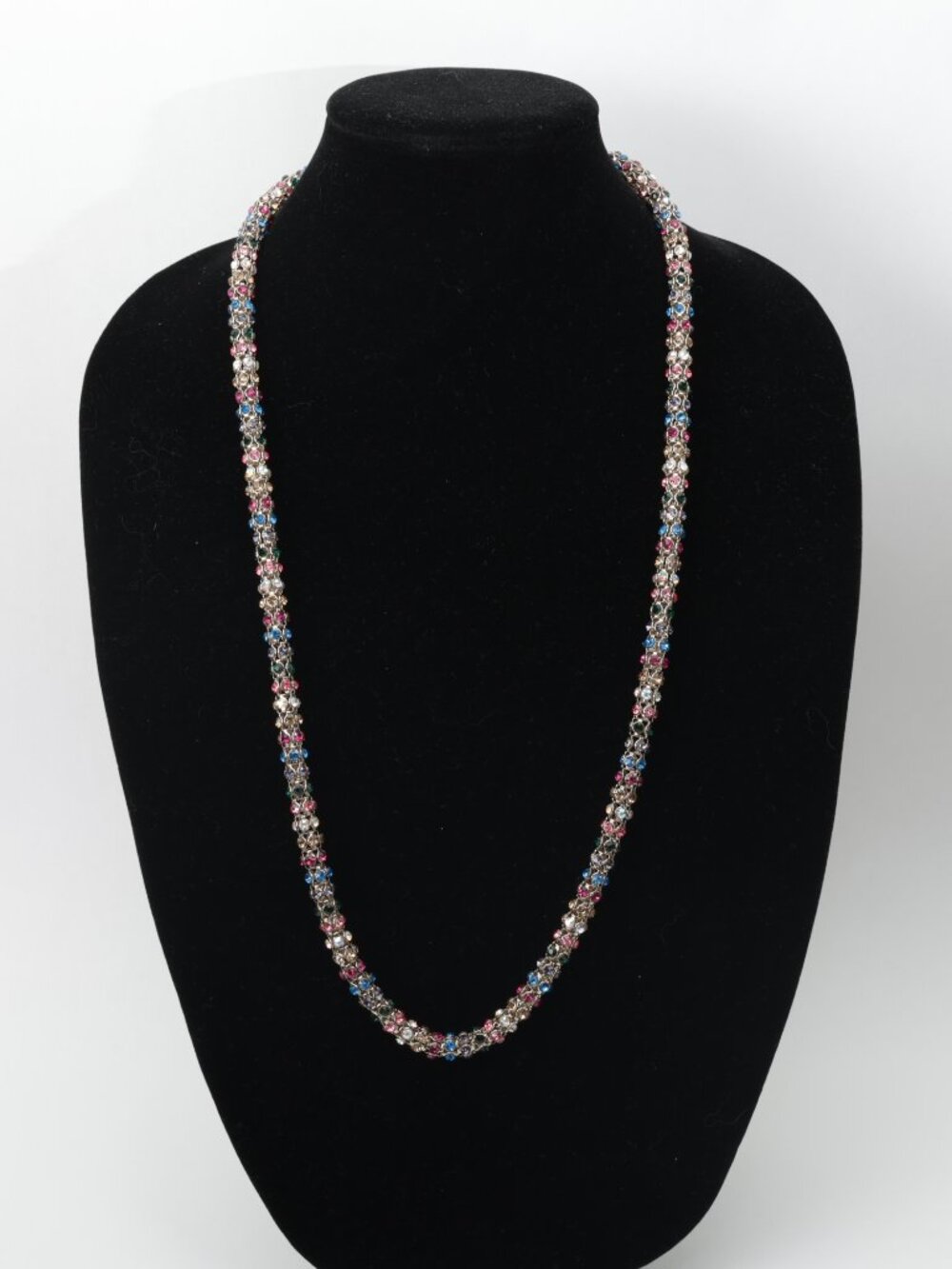 BETSEY JOHNSON Signed Funfetti Mesh Rainbow Crystals GoldTone Rope Necklace